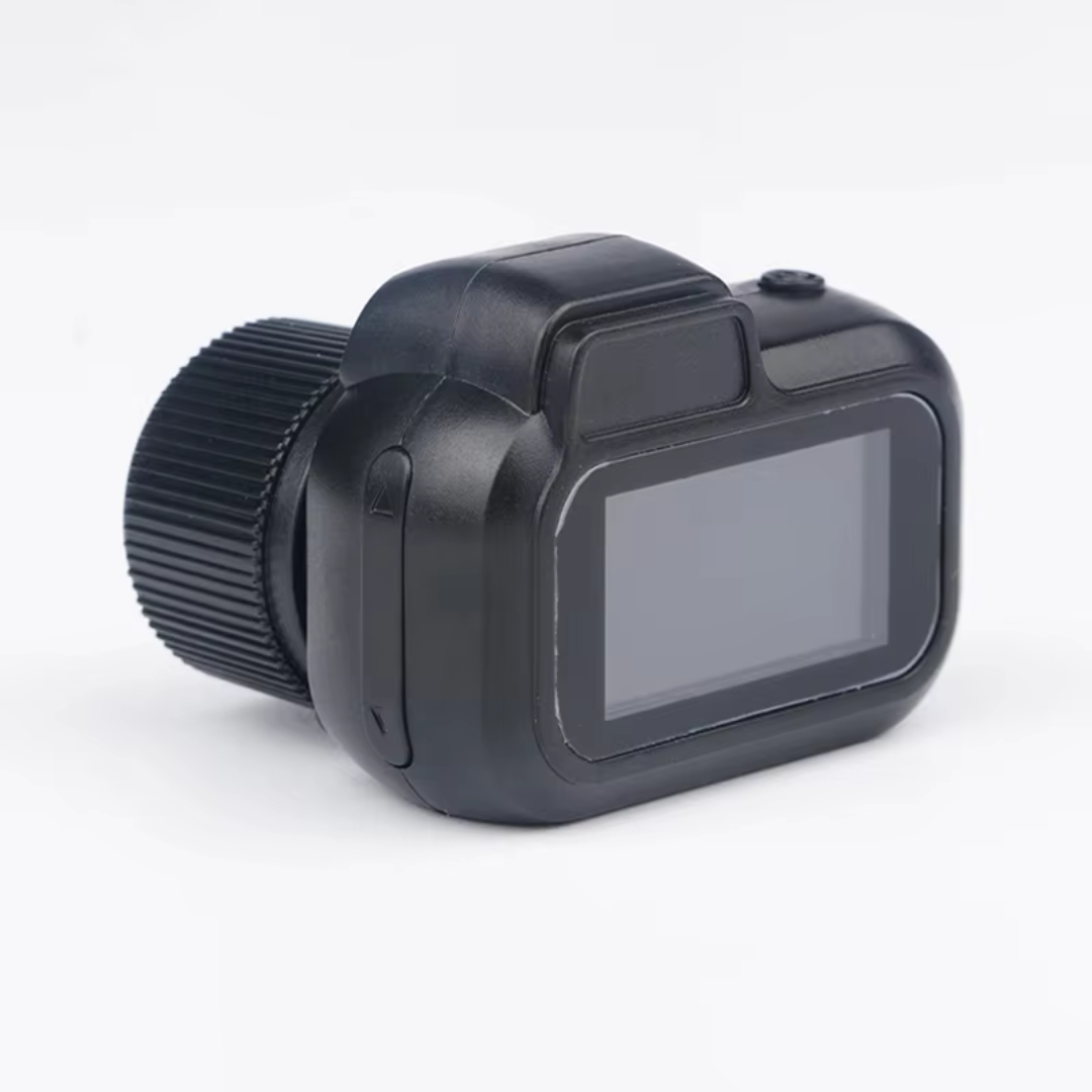 Pixelio | Ultrakompakte Retro-Digitalkamera mit HD-Aufnahmefunktion