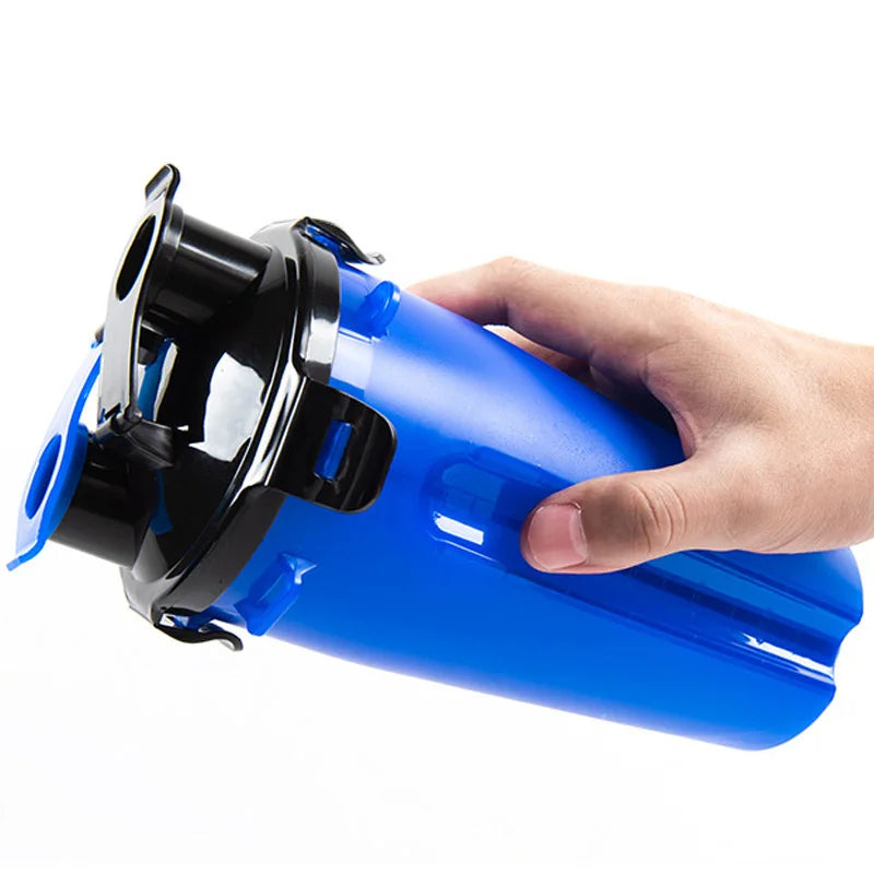 PawPort | Reise-Wasserflasche mit integriertem Futterbereich