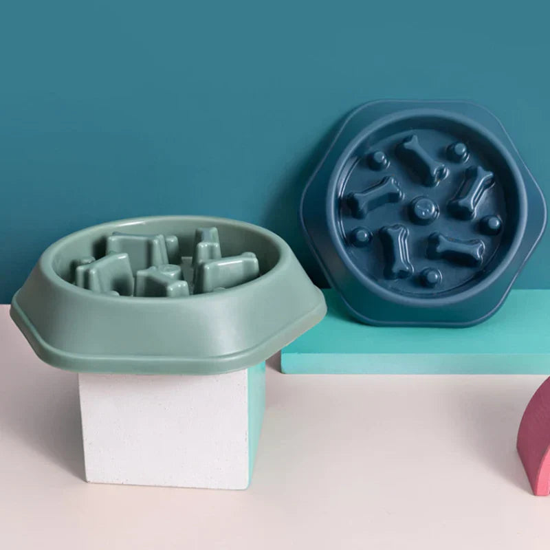 Finn | Anti-Schling-Napf mit Labyrinth-Design für gesunde Mahlzeiten