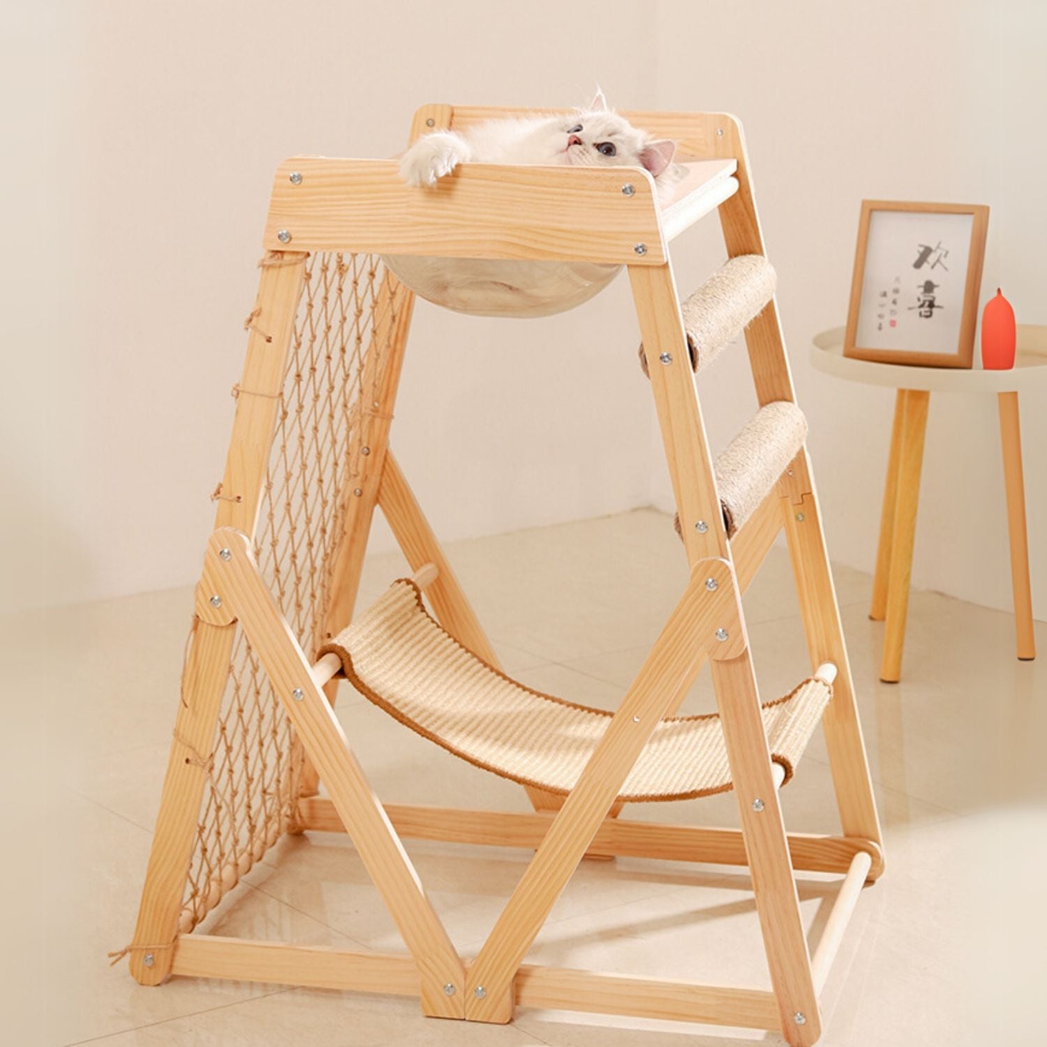 ClawCraft | Kletterturm für Katzen aus Holz – langlebiger Kratz- & Spielspaß