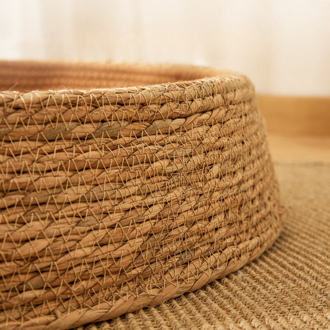 MauLuna | Handgewebtes Kratz- und Kuschelbett aus Natur-Rattan für Katzen