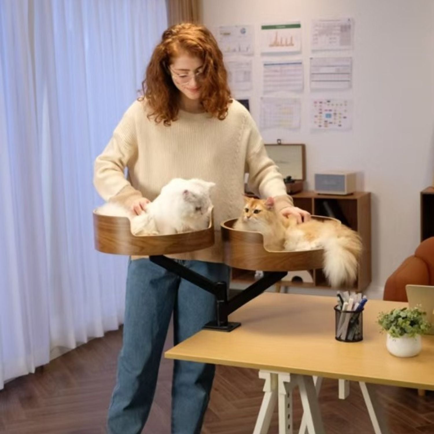 CozyDesk | Drehbarer & verstellbarer Schreibtisch-Katzenkorb mit Doppelnest