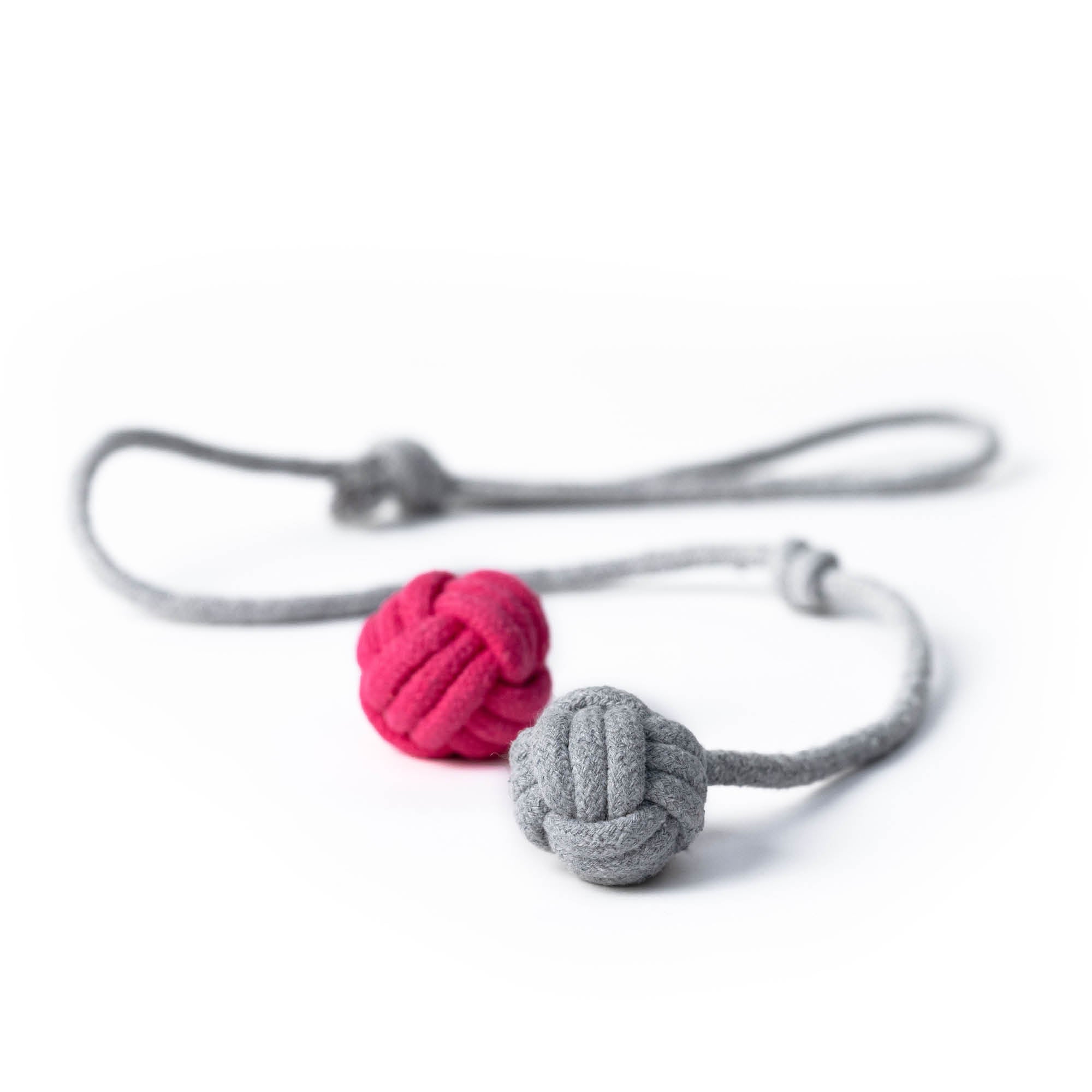 Tatzenspiel | Knotenspielbälle mit Schleuderband für Katzen