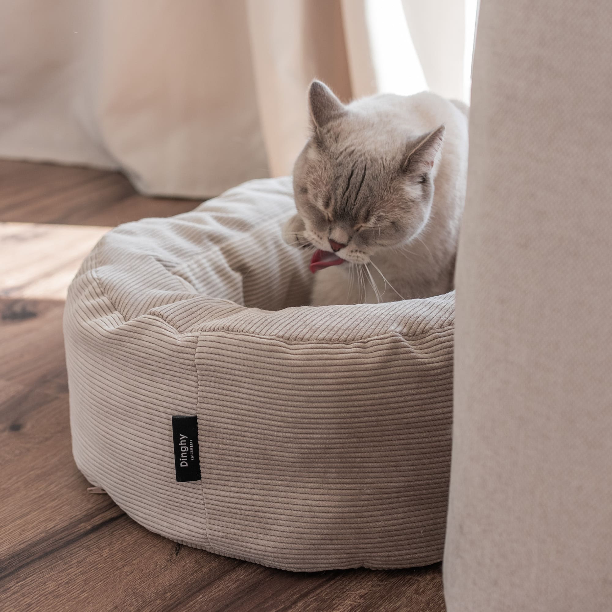 SamtSloop | Rundes Katzenbett mit Kuschelrand