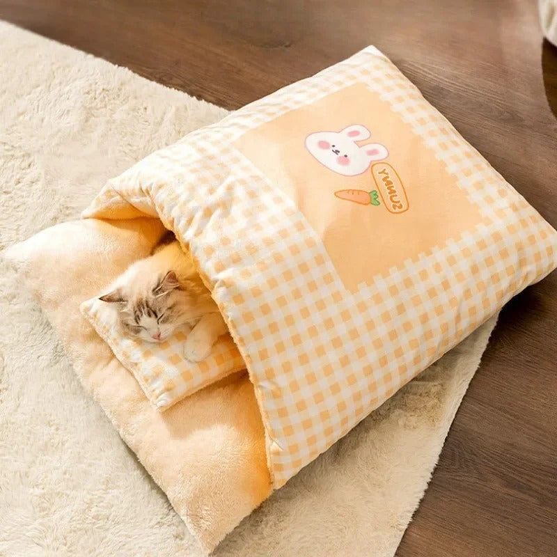 Emilia | Flauschiger Katzenschlafsack für Geborgenheit