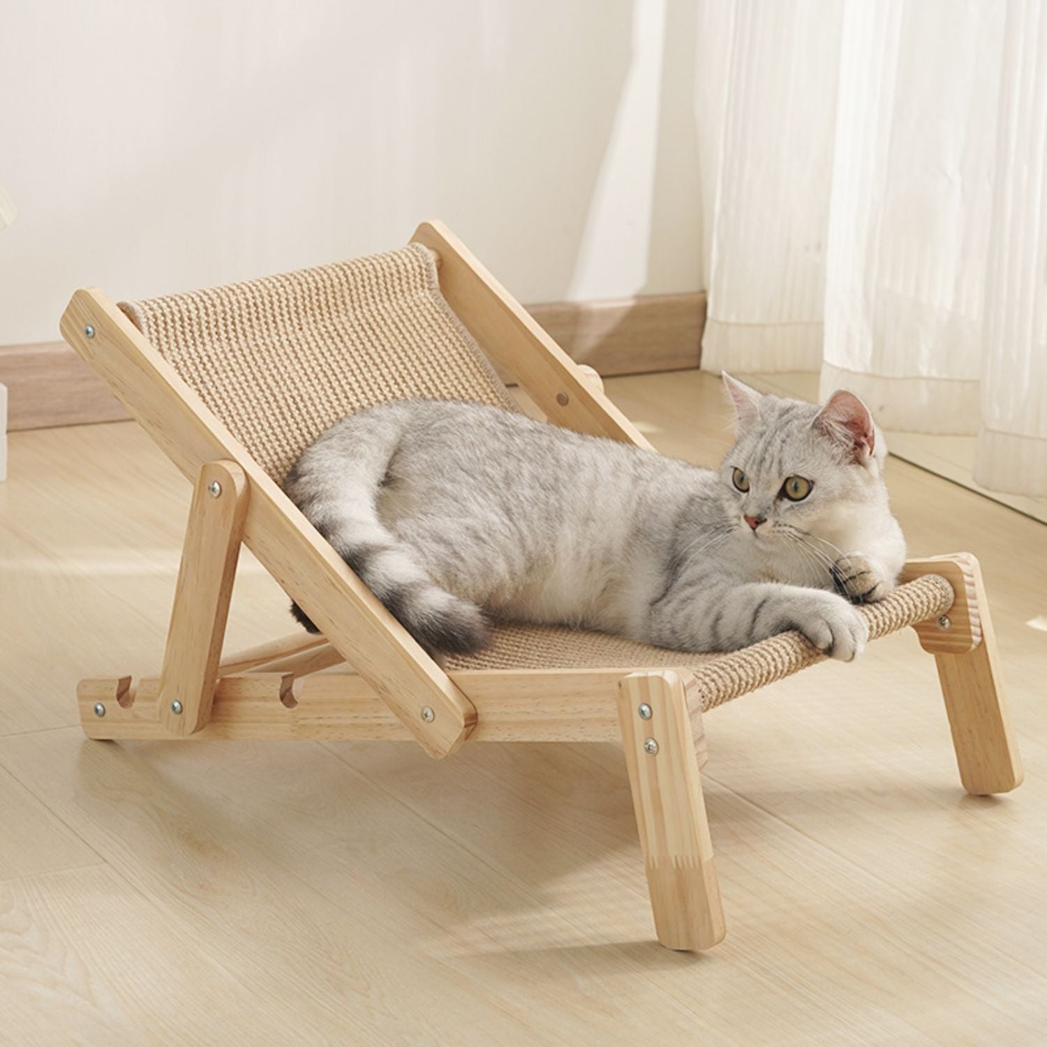 massief houten kattenbed een stijlvolle plek voor je kat
